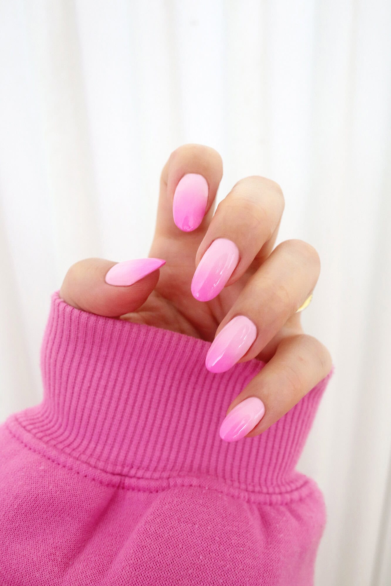 rosa Ombre -Gelnägel