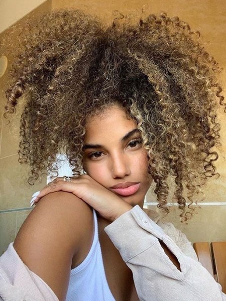 12 Bombshell -Haarfarben Ideen, um diesen Sommer zu probieren
