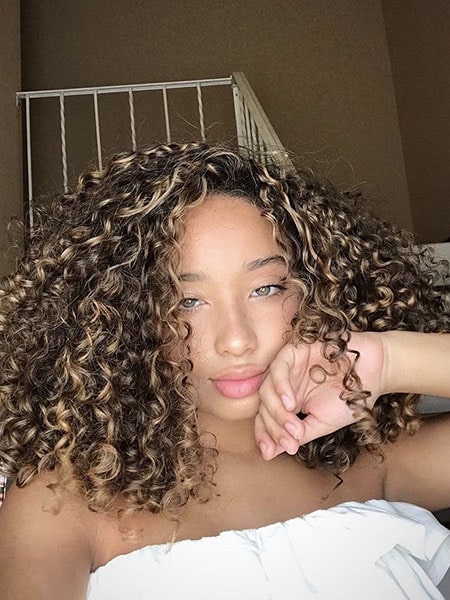 12 Bombshell -Haarfarben Ideen, um diesen Sommer zu probieren