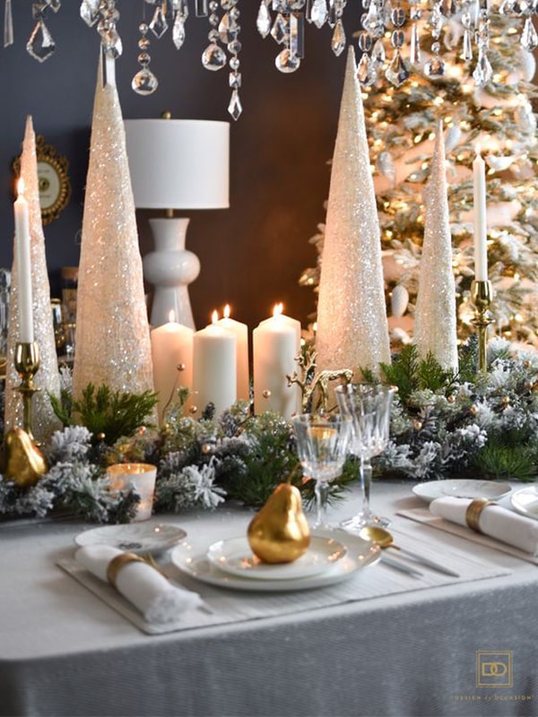 32 Feste Weihnachtstisch -Einstellungsideen, die die Feiertagsfreude bringen